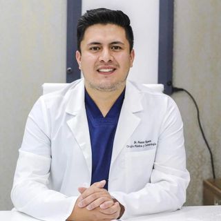 Acercar imagen: Franco Noguera, Cirujano plástico Pasto