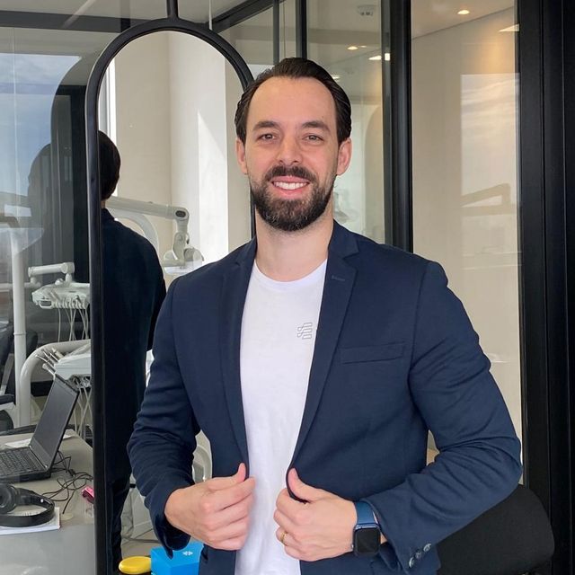 Fernando Dumont, Dentista Betim