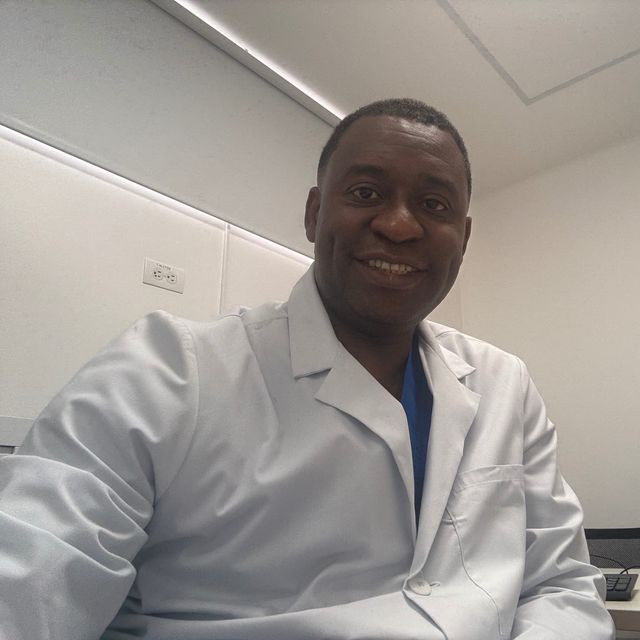 Carlos Hurtado Cordoba, Gastroenterólogo Medellín