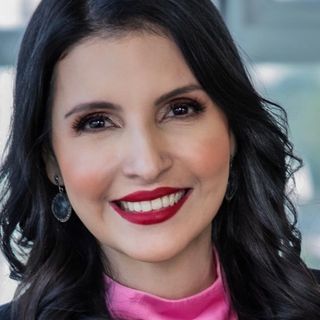 Dra. Lilian Nascimento Salviato