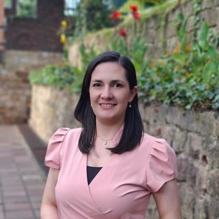 Dra. Luz Yamile Fernández