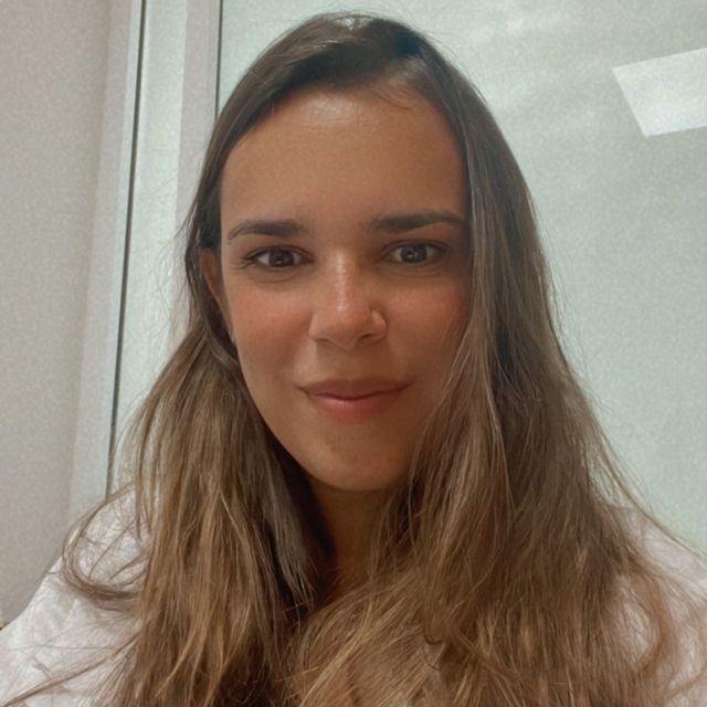 Bárbara Corseuil, Cirurgião geral Rio de Janeiro
