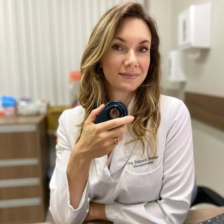 Debora Paese Brinker, Dermatologista Porto Alegre