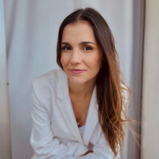 Dra. Júlia Furtado Bressan