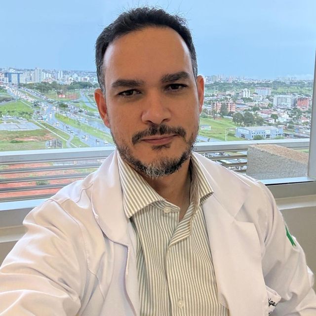 Rodrigo Do Carmo Silva, Ortopedista - Traumatologista Brasília