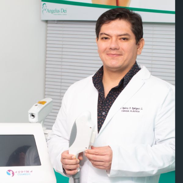 Roberto Alexander Rodriguez Zuñiga, Cirujano plástico Lince