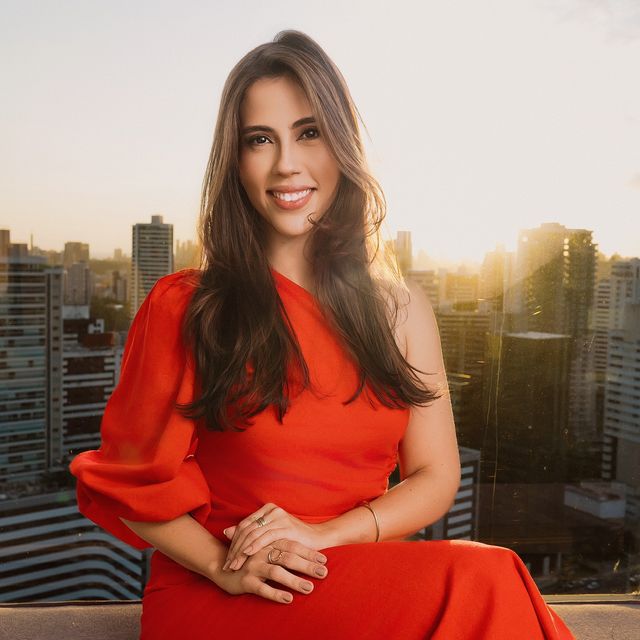 Manuela Lordelo Leite Caldas Pereira, Nefrologista Salvador