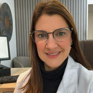 Dra. Fabiana Britto Goulart