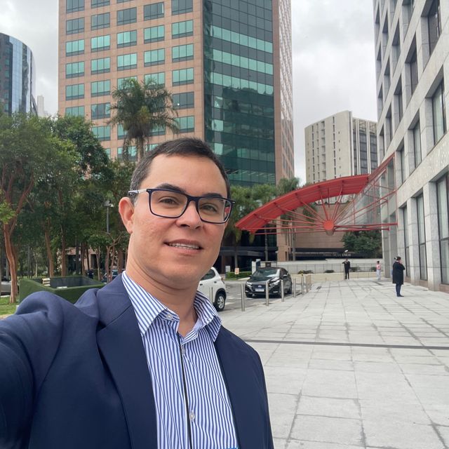 Hingo Mendes de Carvalho, Urologista Recife