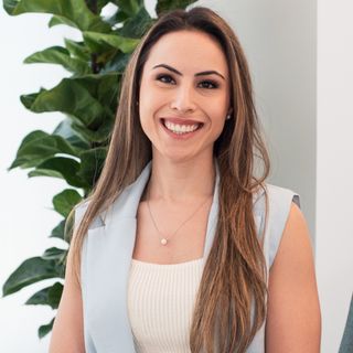 Mariana Cavalcanti Pedrosa, Ginecologista Curitiba