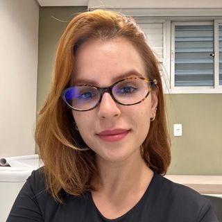 Cristal Geovana  Baruff de Brito e Cunha , Cirurgião torácico São Paulo