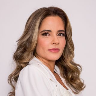 Viviane Serravalle, Dermatologista Salvador