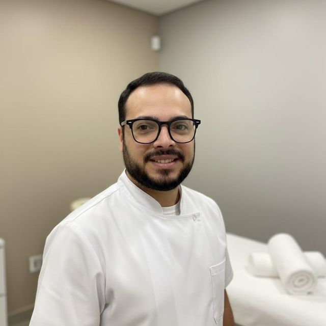 Sebastián Gutiérrez Perez, Terapeuta complementario Villarrica