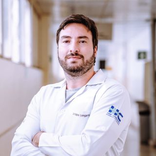 Fabio Longarini Veríssimo de Mello, Cirurgião de cabeça e pescoço Ribeirão Preto