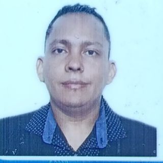 Acercar imagen: José Gregorio Yorí Delgado, Médico general Cisneros