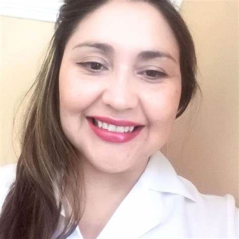 Geraldine Vasquez Cabello, Psiquiatra Melipilla