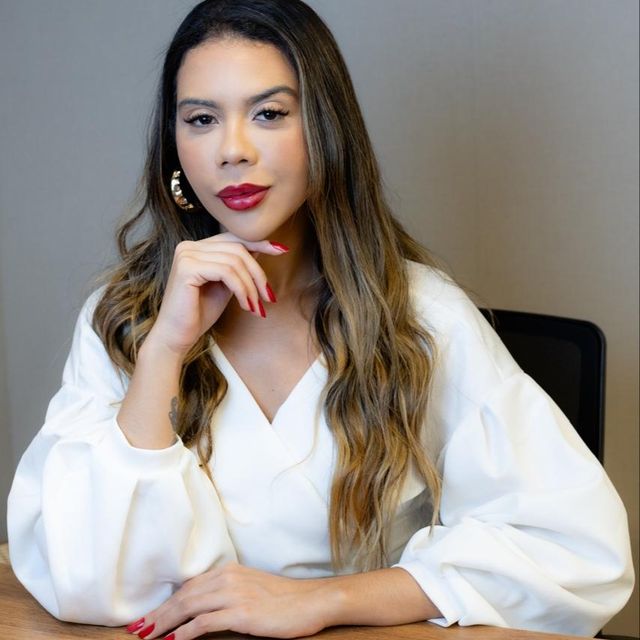 Isabella Calegon, Médico do esporte Santos
