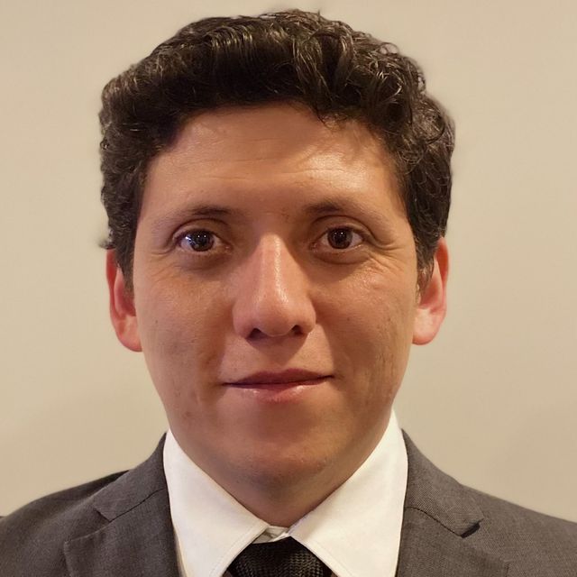 Marlon Andrés Vesga Rosas, Cirujano general Bogotá