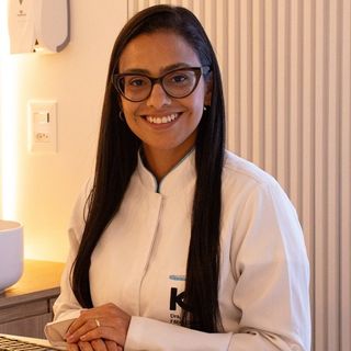 Ampliar imagem: Fabia Helena Silva Carvalho Crespo, Oftalmologista Duque de Caxias