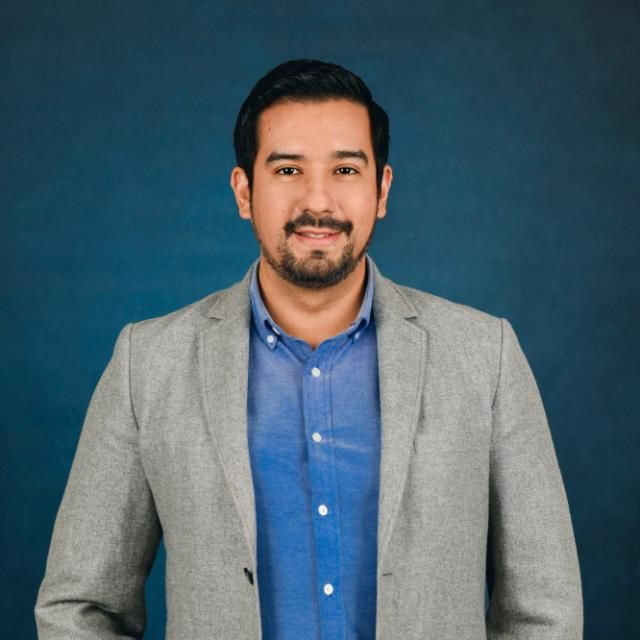 Antonio Eduardo Andrés Huentenao Saavedra, Kinesiólogo Renca