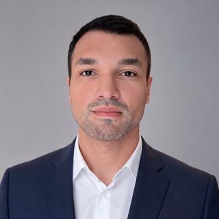 Fabio Luiz  Barbosa de Oliveira , Médico clínico geral Manaus