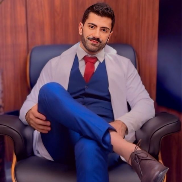 Raphael  Martins Cunha , Nutrólogo Goiânia