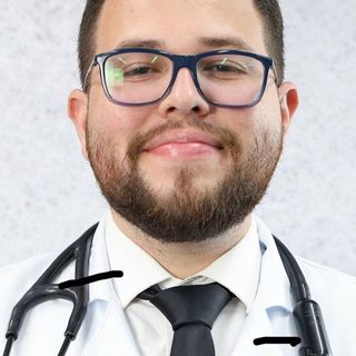 Ampliar imagem: Arthur  Vilar Oliveira Malheiros, Médico clínico geral Osasco