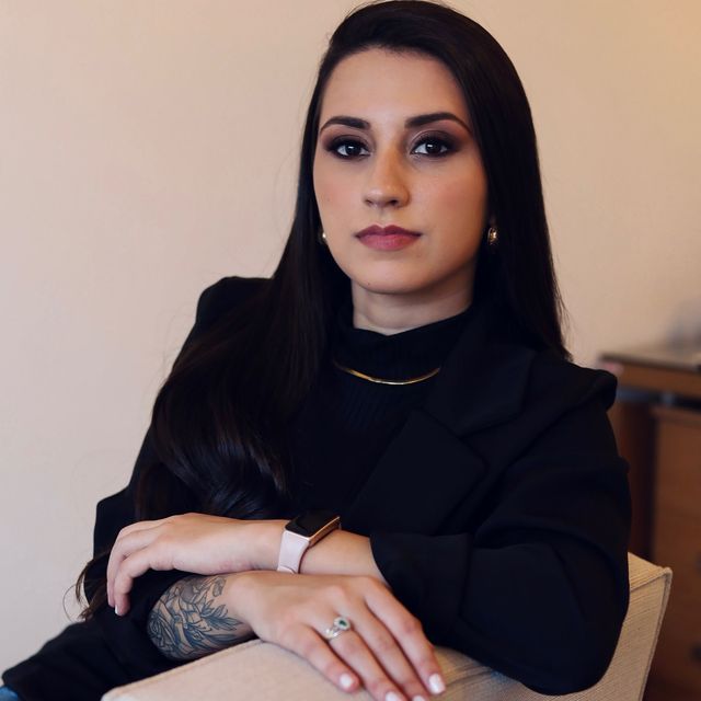 Ana Paula Luz, Fisioterapeuta São José dos Campos