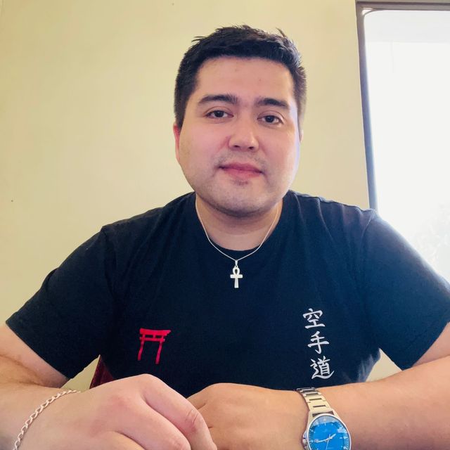 Angel Alvarado Castro, Psicólogo Quellón