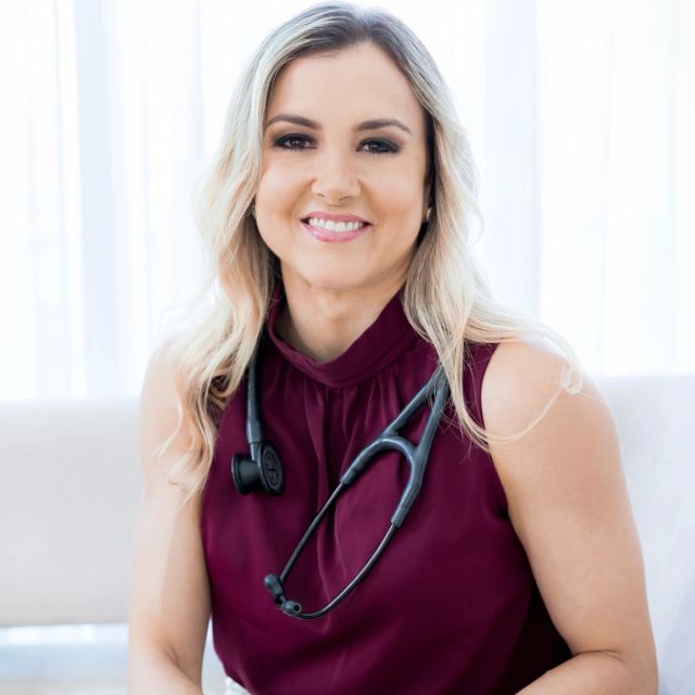 Ivy  Vieira, Especialista em Medicina Preventiva Sorocaba