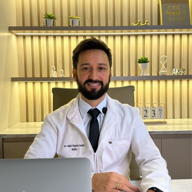 Pedro Augusto Carrijo Nunes, Médico clínico geral Goiânia