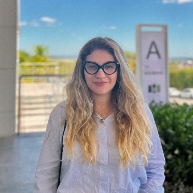 Isabella Delfim de Carvalho, Psiquiatra Campinas