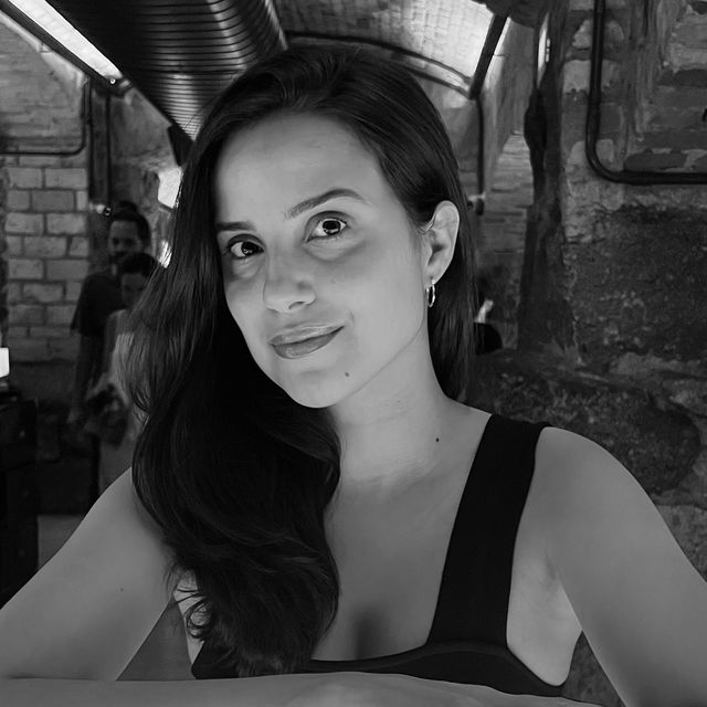 Amanda Borges, Dermatologista Manhuaçu