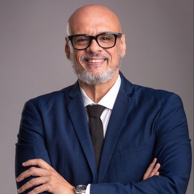 Julio Cesar Possas Saraiva, Neurocirurgião Porto Alegre