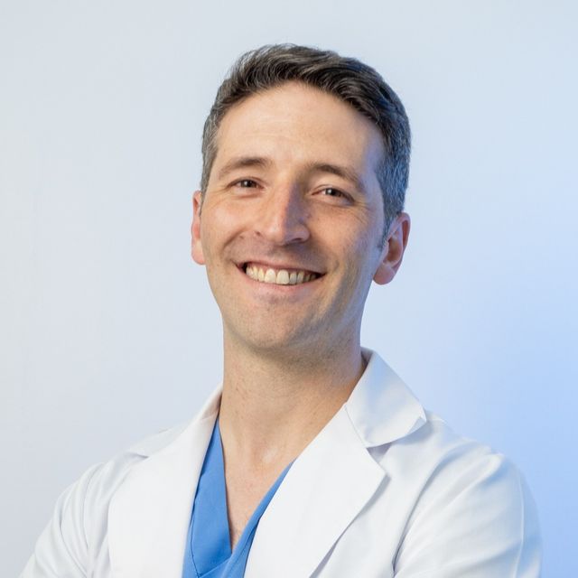 Nicolás Bernard, Radiólogo Tunja