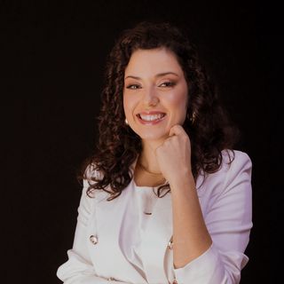 Ampliar imagem: Carolina  Portes, Psicólogo Curitiba