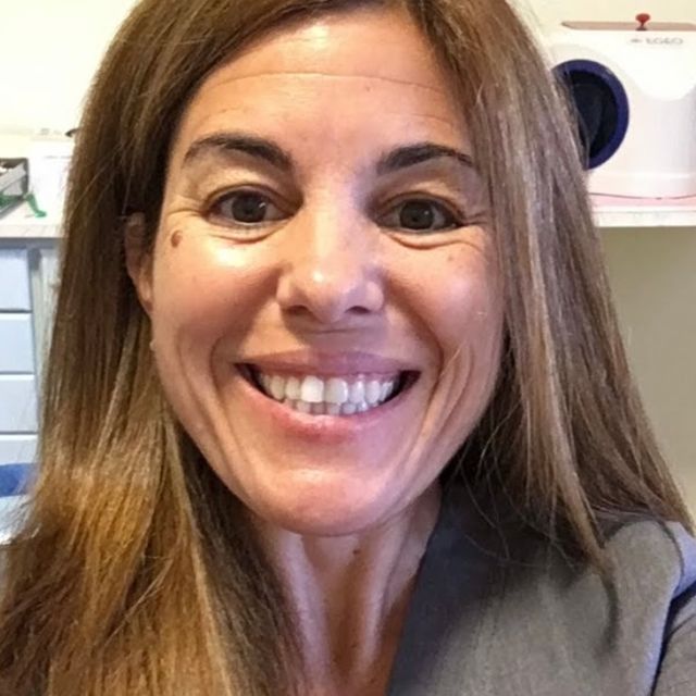 Mariana Ballachino, Odontólogo Vicente López