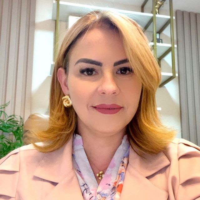 Yannara Valentim, Psiquiatra Paranavaí