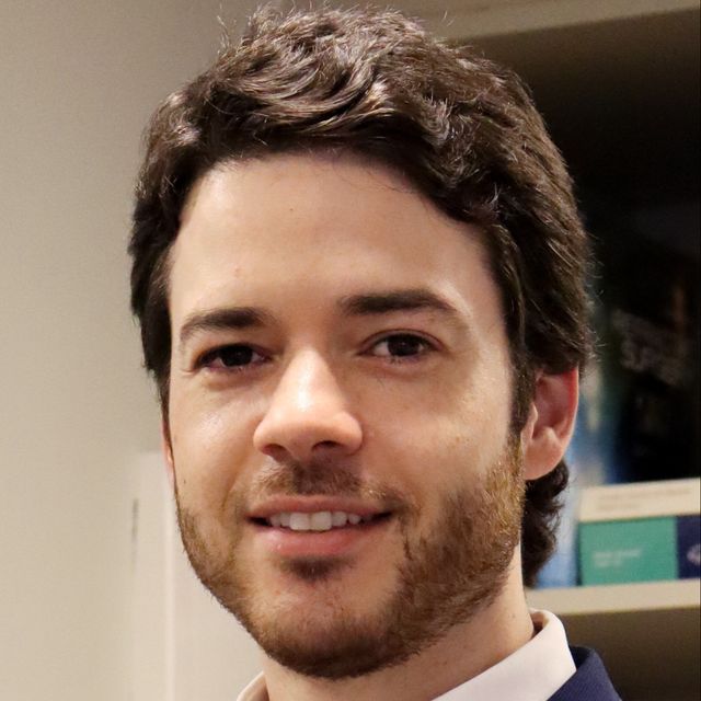 Robson Lorenz de Oliveira, Oftalmologista São Paulo