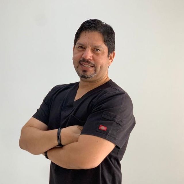 Raúl Chumpitaz Jordan, Ginecólogo Lince