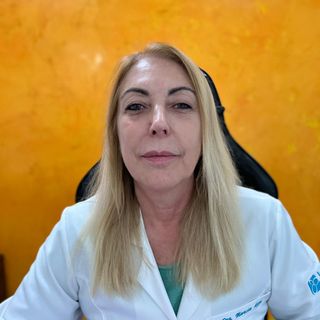 Marcia Helena Azzi Camargo, Endocrinologista São Paulo