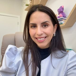 Ariely Pires De Oliveira, Pediatra Paranavaí