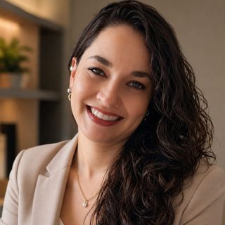 Vanessa Hilário de Araújo Faucon Magalhães, Dentista Campinas