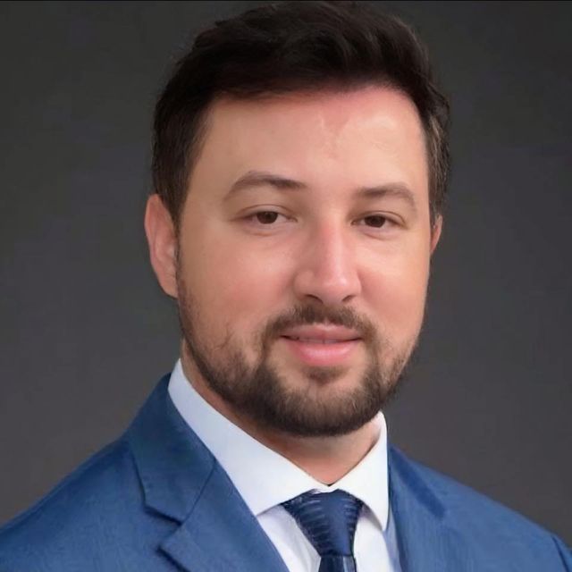 Rodrigo Souza Jaloretto Augusto, Ortopedista - Traumatologista Lins