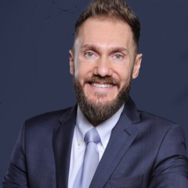 André Antunes Bertelli, Urologista Ituiutaba