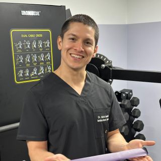 Dr. Mario Isamitt Pualuan