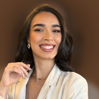 Dra. Carolina Lopes Matos