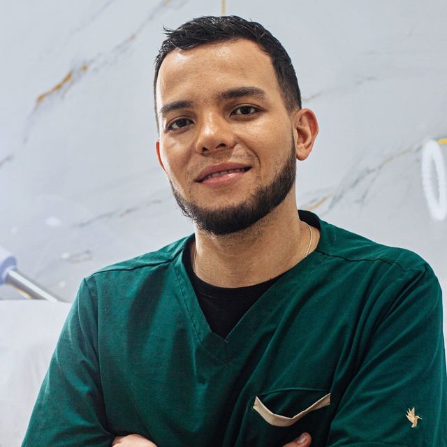 Juan Gutierrez, Médico general Medellín