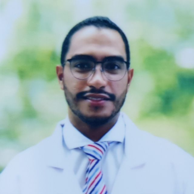 Luis Eduardo  Vasquez Gomez, Médico general Lo Barnechea