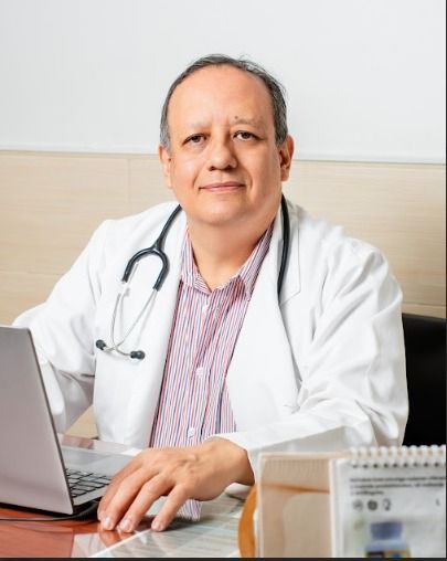 Carlos Arturo Torres Villacis, Medico alternativo Palmira